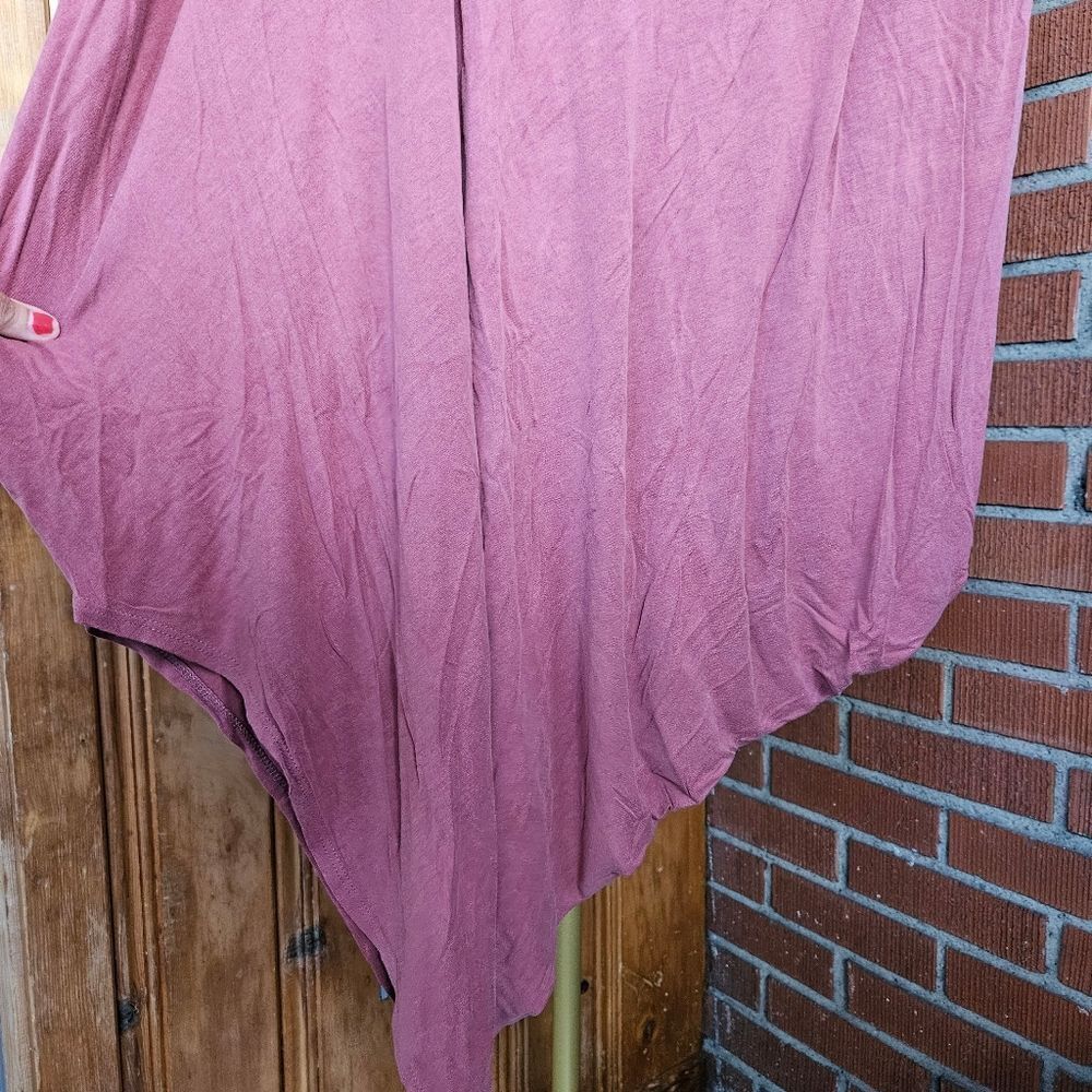 Easel Asymmetrical Tunic - Picture 5 of 8